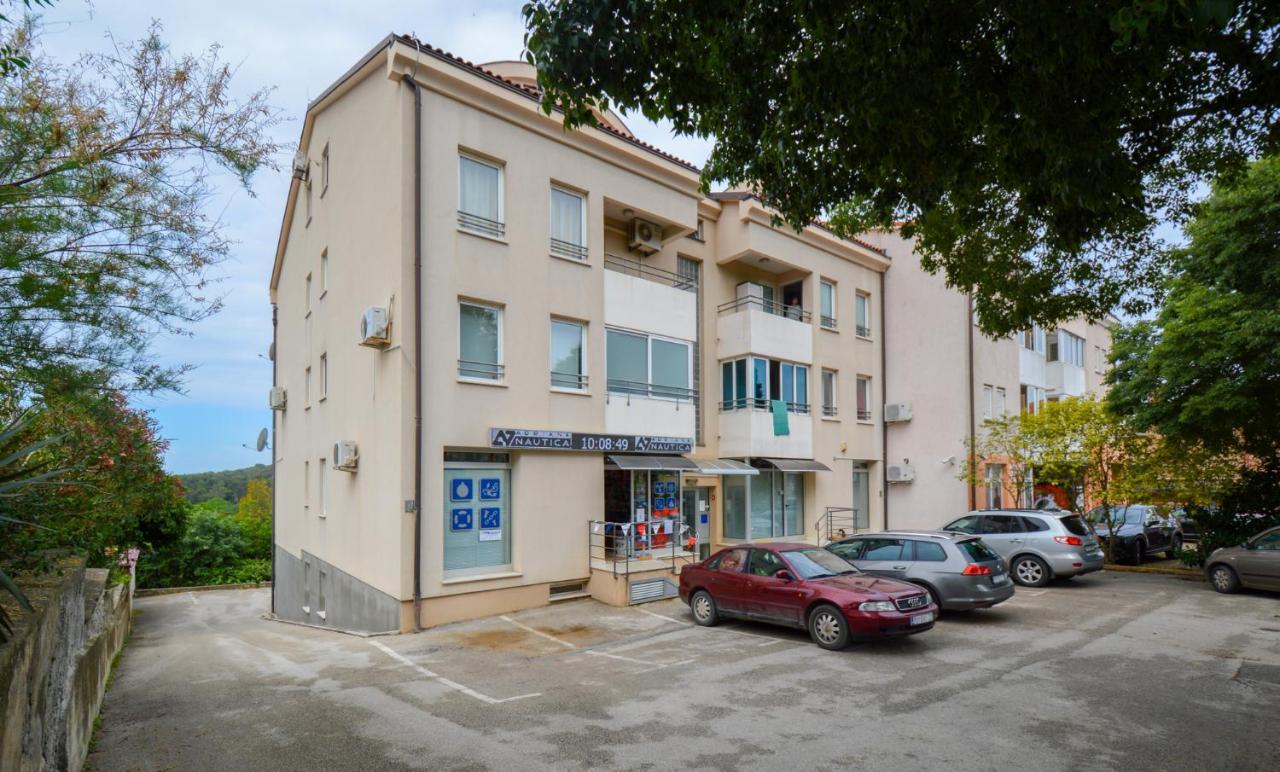 Apartament Lungo Mare Pula Zewnętrze zdjęcie